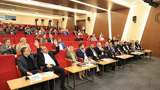 Talas Meclisi 10 maddeyi görüştü