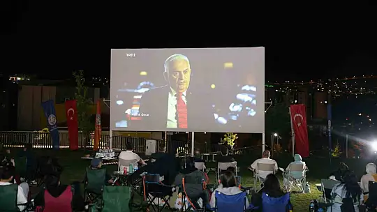 Talas'ta 'Asırlık Gece' finali açık havada izlendi