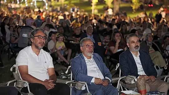 Talas'ta açık hava sinemasında sırada 'Eren' var