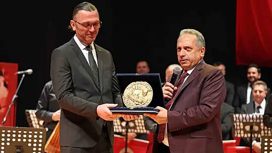 Talas'ta Atatürk'e özel muhteşem konser