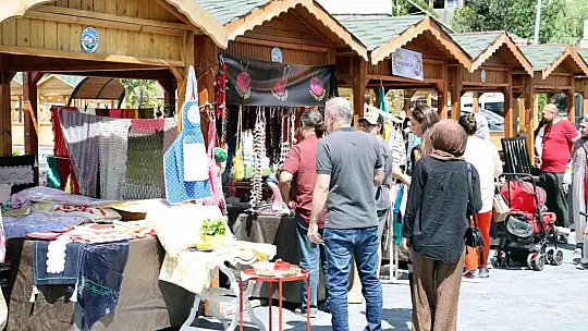 Talas'ta bayram öncesi 'Maharetli Eller'