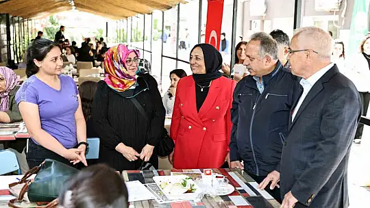 Talas'ta gelenek bozulmadı, öğrencilere elit karşılama