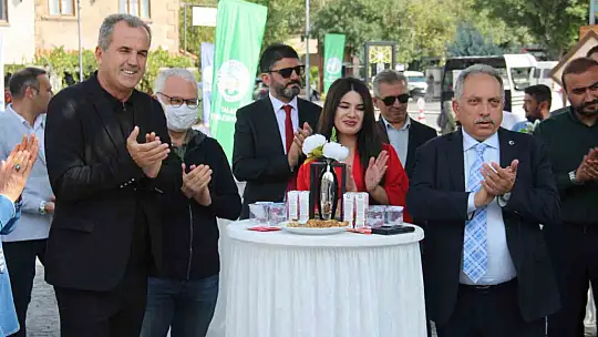 Talas'ta Geleneksel Çini Sanatları Sergisi açıldı