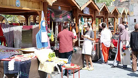 Talas'ta kadın emeği var