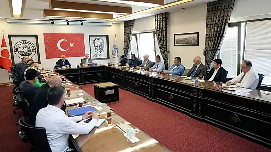 Talas'ta kamu kurumları ve muhtarlar mahalleleri konuştu