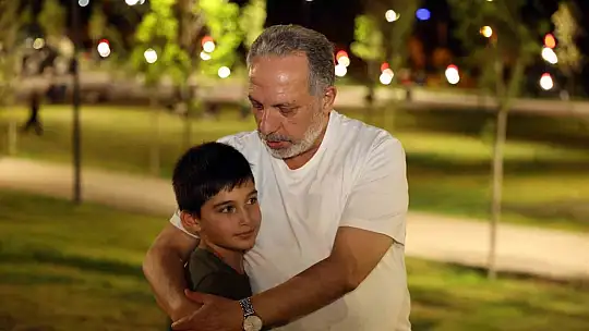 Talas'ta millet, daha açılmadan bahçesine akın etti