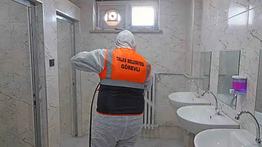 Talas'ta okul temizliği tam gaz