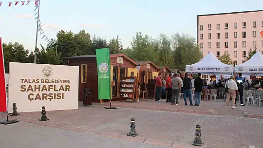 Talas'ta Sahaflar Çarşısı açıldı