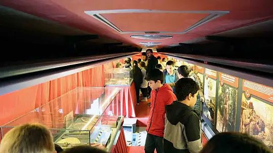 Talas'ta tarih okullara taşındı