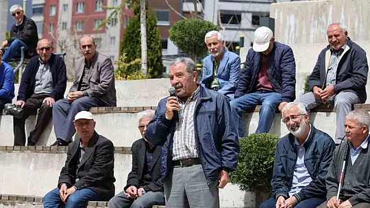 Talas'ta vatandaş soruyor, Başkan Yalçın Dedeoğlu Parkı'nda cevaplıyor