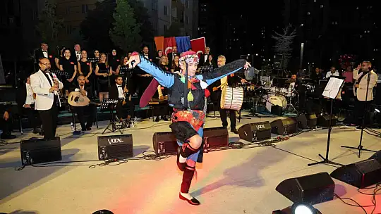Talas'ta zafer coşkusu sanat müziği konseriyle zirve yaptı
