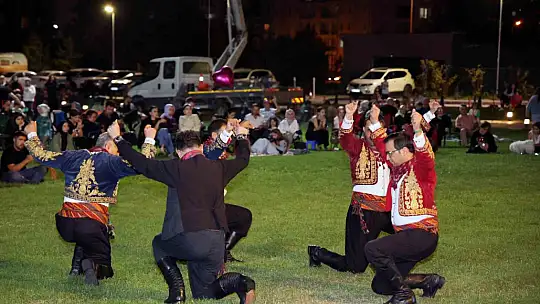 Talas'ta Zafer Haftası türkülerle taçlandı