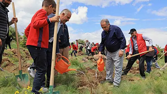 Talaslı çocuklar, Süleymanlı'da geleceğe umut fidanı dikti