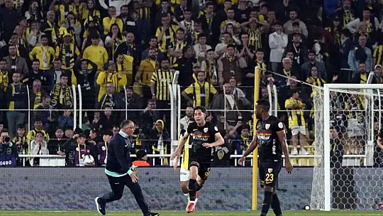Talha Sarıaslan'dan kritik gol
