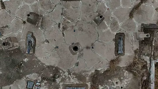 Tarihî Deveci Hamamı bakımsızlıktan yıkılmak üzere