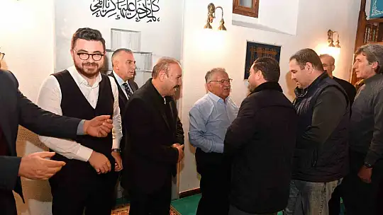 Tarihi Tasmakıran Camii'nde restorasyon sonrası ilk teravih heyecanı