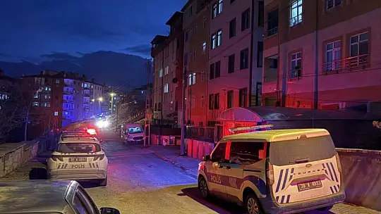 Tartıştığı erkek arkadaşını banyoda bıçaklayarak öldüren kadın tutuklandı