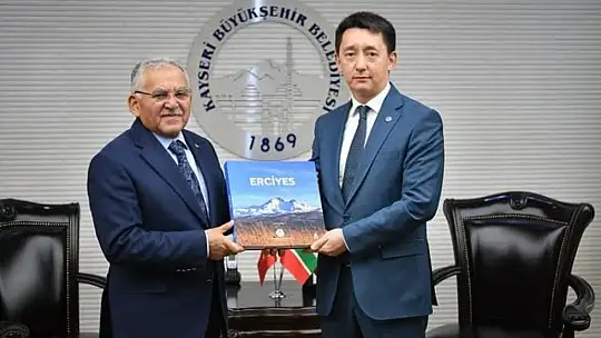 Tataristan Temsilcisi Gataullin, Başkan Büyükkılıç'ı ziyaret etti