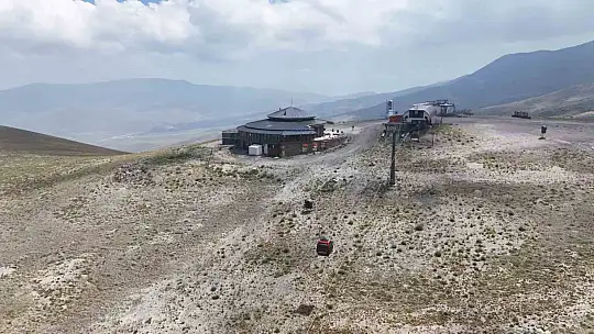 Teleferikte kahvaltı keyfi