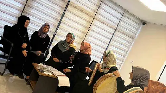 Tomarza'da 'Gençler için Gençlerleyiz' programı yapıldı