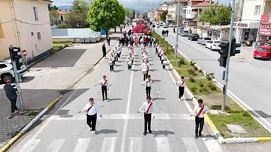 Tomarza'da 19 Mayıs coşkusu başladı