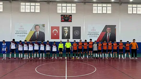 Tomarza'da 19 Mayıs coşkusu Futsal turnuvası finaliyle taçlandı