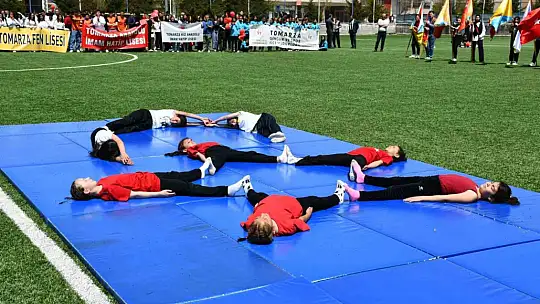Tomarza'da 19 Mayıs coşkuyla kutlandı