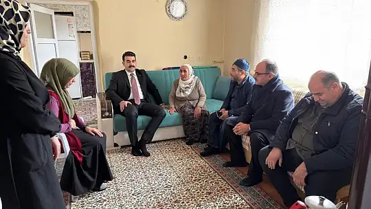 Tomarza'da 21 kimsesiz vatandaş ziyaret edildi