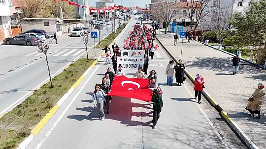 Tomarza'da 23 Nisan coşkusu