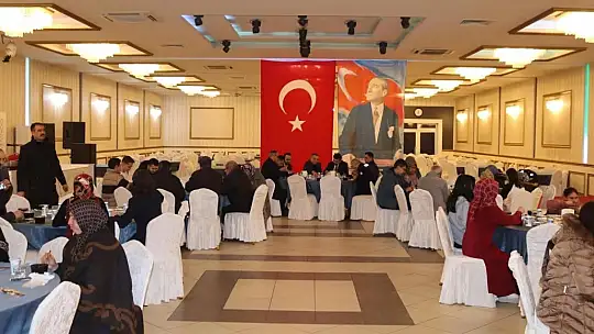 Tomarza'da Dünya Yetimler Günü'nde anlamlı iftar