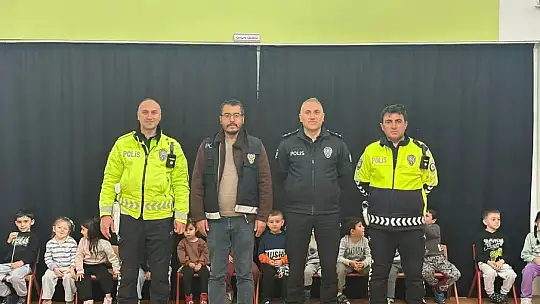 Tomarza'da minik öğrencilere trafik eğitimi