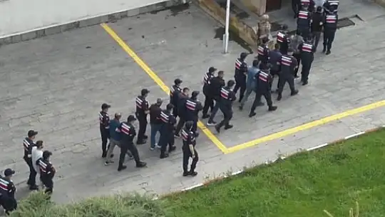 Tomarza'da uyuşturucu operasyonu: 13 şüpheliden 12'si tutuklandı