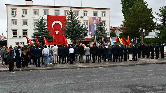 Tomarza'da Zafer Bayramı kutlandı