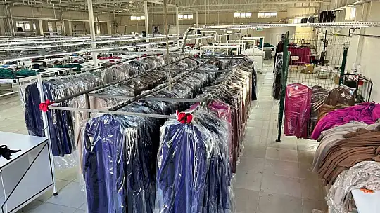 Tomarza'daki tekstil fabrikasında ilk sevkiyat yapıldı