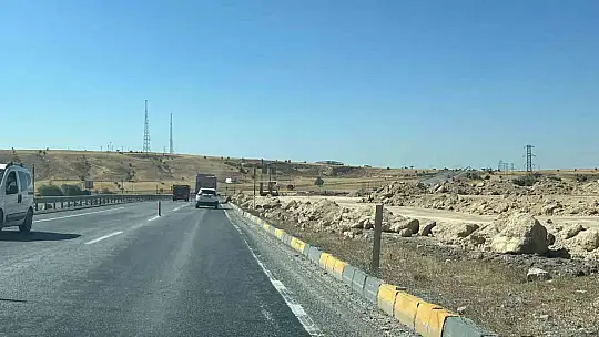 Tomarza-Malatya bağlantı yolunda çalışmalar devam ediyor
