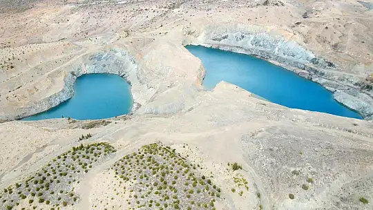 Tomarza'nın doğa harikası Mavi Göl, görenleri etkiliyor