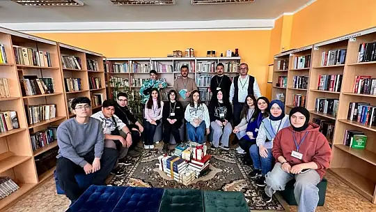 Tomarzalı öğrenciler ERASMUS+ programı kapsamında Avrupa'ya eğitime gönderildi