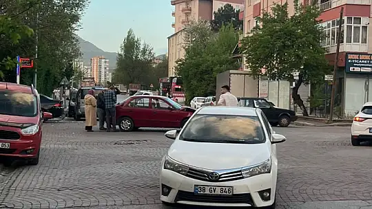 Toyota marka otomobilini servisten 17 aydır alamıyor