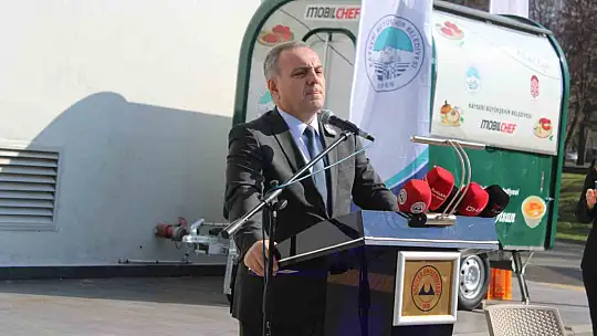 Trafik kazasında hayatını kaybeden Yaren, okuduğu fakültede anıldı