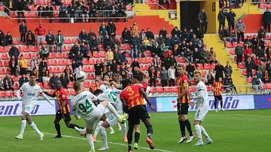 Trendyol Süper Lig: Kayserispor: 0 - Alanyaspor: 0 (Maç devam ediyor)