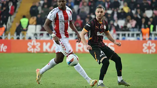 Trendyol Süper Lig: Kayserispor: 0 - Alanyaspor: 0 (İlk yarı)