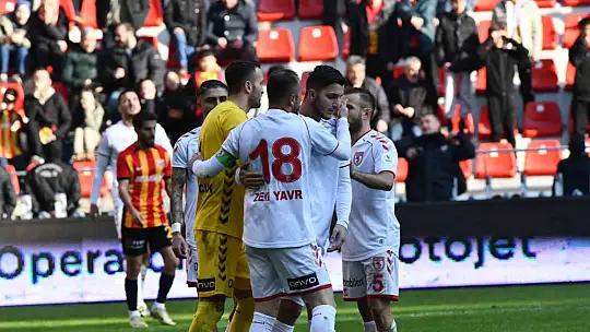 Trendyol Süper Lig: Kayserispor: 0 - Samsunspor: 1 (Maç sonucu)