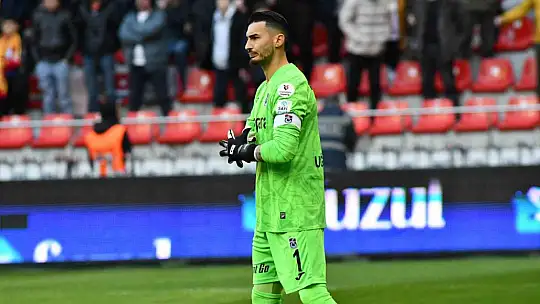 Trendyol Süper Lig: Kayserispor: 0 - Trabzonspor: 0 (İlk yarı)