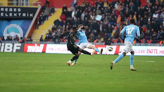 Trendyol Süper Lig: Kayserispor: 0 - Trabzonspor: 0 (Maç sonucu)