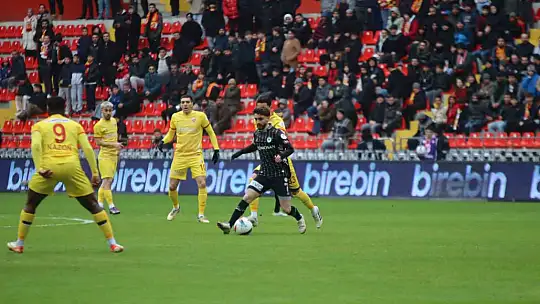 Trendyol Süper Lig: Kayserispor: 2 - Konyaspor: 1 (İlk yarı)