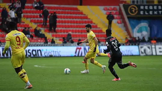 Trendyol Süper Lig: Kayserispor: 3 - Konyaspor: 2 (Maç sonucu)