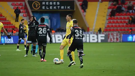Trendyol Süper Lig: Kayserispor: 3 - Konyaspor: 2 (Maç sonucu)