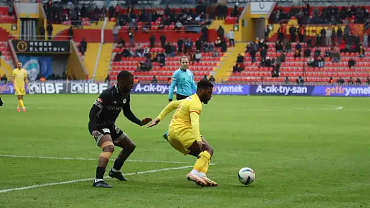 Trendyol Süper Lig: Kayserispor: 3 - Konyaspor: 2 (Maç sonucu)