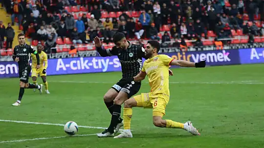 Trendyol Süper Lig: Kayserispor: 3 - Konyaspor: 2 (Maç sonucu)