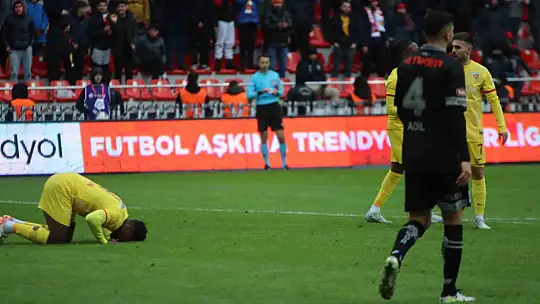 Trendyol Süper Lig: Kayserispor: 3 - Konyaspor: 2 (Maç sonucu)